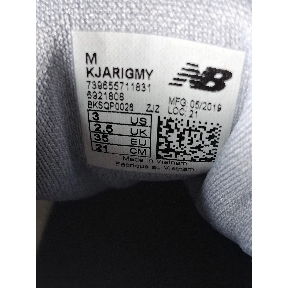 New Balance Arishi v2 Grey Rose Gold Kids Running Shoes KJARIGMY‎ Size 3